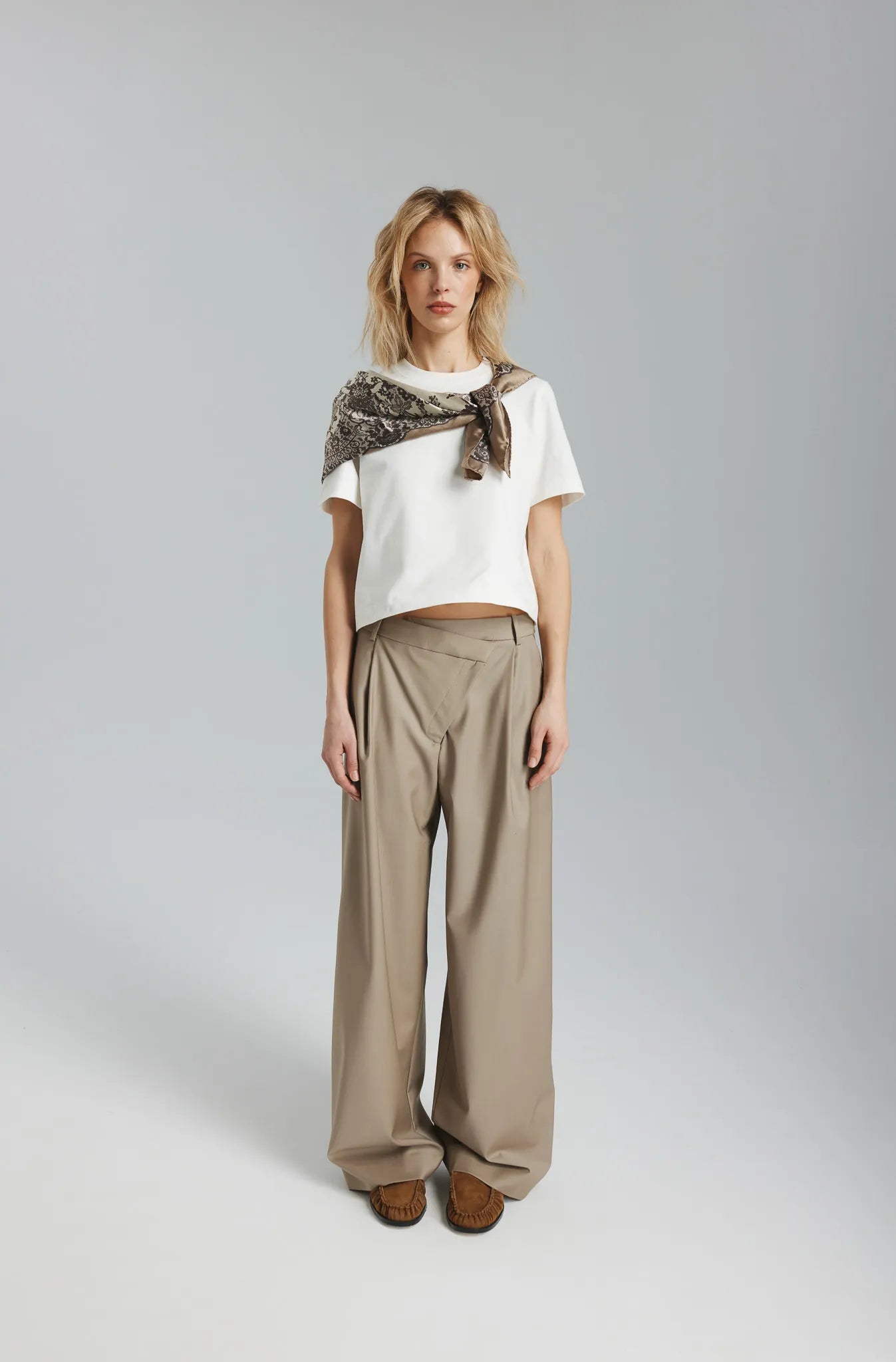 Apaszka Olinka Beżowy